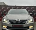 Бежевый Шкода Суперб, объемом двигателя 1.98 л и пробегом 191 тыс. км за 20000 $, фото 1 на Automoto.ua