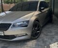 Бежевий Шкода Суперб, об'ємом двигуна 2 л та пробігом 180 тис. км за 23500 $, фото 1 на Automoto.ua