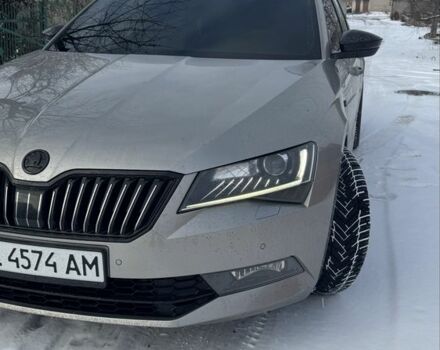 Бежевий Шкода Суперб, об'ємом двигуна 2 л та пробігом 180 тис. км за 23500 $, фото 2 на Automoto.ua
