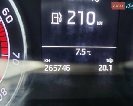 Бежевый Шкода Суперб, объемом двигателя 1.8 л и пробегом 266 тыс. км за 14999 $, фото 3 на Automoto.ua