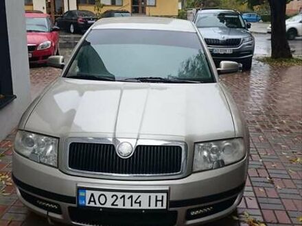 Шкода Суперб 2002 у Хусте на Automoto.ua Бежевий Шкода Суперб, об'ємом двигуна 1.8 л та пробігом 340 тис. км за 4400 $, фото 1 на Automoto.ua
