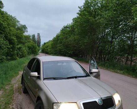 Бежевий Шкода Суперб, об'ємом двигуна 1.78 л та пробігом 350 тис. км за 4300 $, фото 1 на Automoto.ua