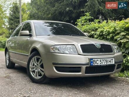 Шкода Суперб 2004 в Стрые на Automoto.ua Бежевый Шкода Суперб, объемом двигателя 2.5 л и пробегом 350 тыс. км за 4999 $, фото 1 на Automoto.ua