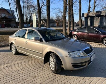 Бежевий Шкода Суперб, об'ємом двигуна 1.8 л та пробігом 346 тис. км за 4700 $, фото 1 на Automoto.ua