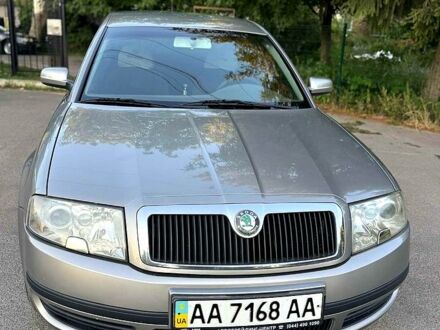 Бежевий Шкода Суперб, об'ємом двигуна 1.8 л та пробігом 245 тис. км за 5500 $, фото 1 на Automoto.ua