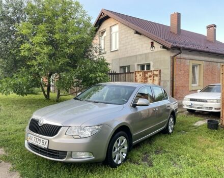 Бежевый Шкода Суперб, объемом двигателя 1.8 л и пробегом 67 тыс. км за 6500 $, фото 1 на Automoto.ua