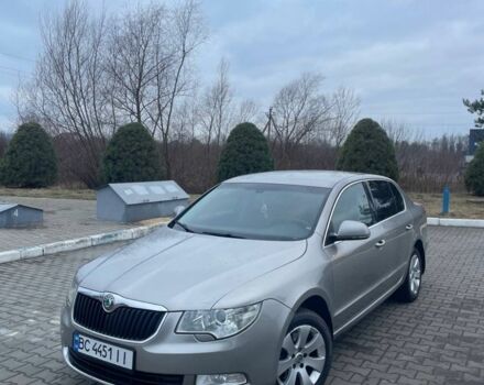 Бежевый Шкода Суперб, объемом двигателя 1.8 л и пробегом 203 тыс. км за 6600 $, фото 1 на Automoto.ua