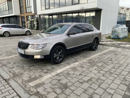 Бежевый Шкода Суперб, объемом двигателя 1.8 л и пробегом 398 тыс. км за 6600 $, фото 1 на Automoto.ua