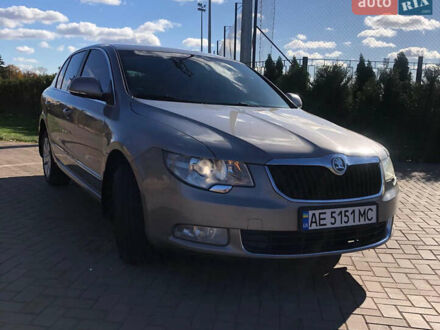 Шкода Суперб 2012 в Кривом Роге на Automoto.ua Бежевый Шкода Суперб, объемом двигателя 1.8 л и пробегом 211 тыс. км за 9500 $, фото 1 на Automoto.ua