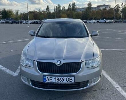 Бежевый Шкода Суперб, объемом двигателя 1.8 л и пробегом 248 тыс. км за 9000 $, фото 1 на Automoto.ua