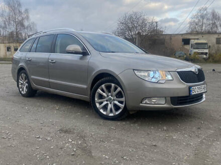 Бежевый Шкода Суперб, объемом двигателя 1.8 л и пробегом 199 тыс. км за 10500 $, фото 1 на Automoto.ua