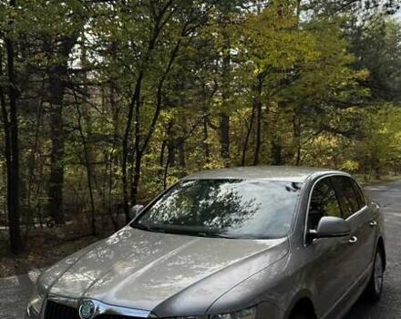 Бежевый Шкода Суперб, объемом двигателя 1.8 л и пробегом 172 тыс. км за 12800 $, фото 1 на Automoto.ua