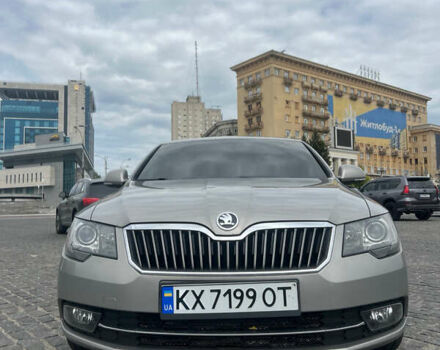 Бежевый Шкода Суперб, объемом двигателя 0 л и пробегом 188 тыс. км за 9499 $, фото 1 на Automoto.ua