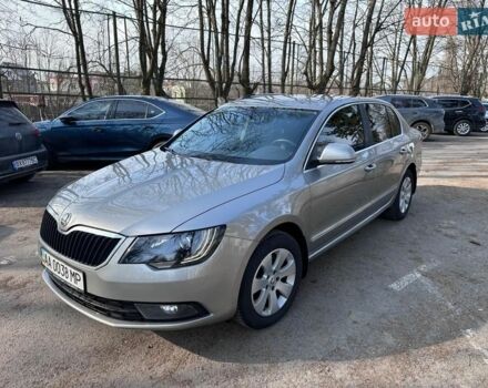 Бежевый Шкода Суперб, объемом двигателя 1.8 л и пробегом 190 тыс. км за 11400 $, фото 1 на Automoto.ua