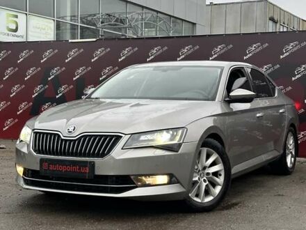 Бежевый Шкода Суперб, объемом двигателя 1.98 л и пробегом 191 тыс. км за 20000 $, фото 1 на Automoto.ua