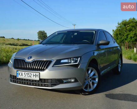 Бежевый Шкода Суперб, объемом двигателя 1.8 л и пробегом 195 тыс. км за 19000 $, фото 1 на Automoto.ua