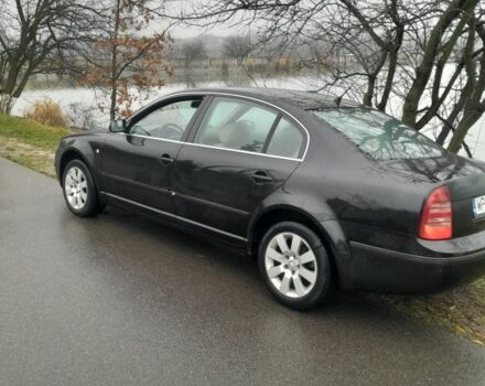 Черный Шкода Суперб, объемом двигателя 2.5 л и пробегом 400 тыс. км за 2600 $, фото 2 на Automoto.ua