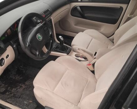 Черный Шкода Суперб, объемом двигателя 2.5 л и пробегом 400 тыс. км за 2600 $, фото 6 на Automoto.ua