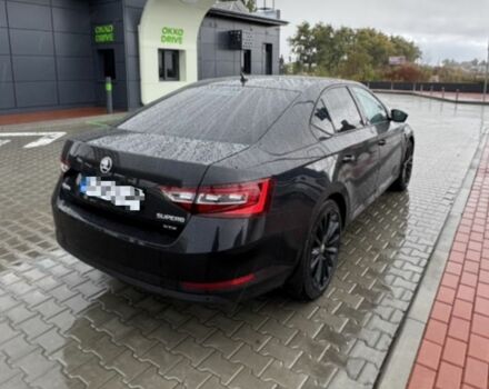 Черный Шкода Суперб, объемом двигателя 2 л и пробегом 359 тыс. км за 11800 $, фото 3 на Automoto.ua