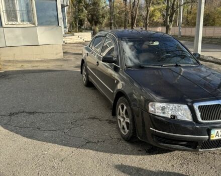 Черный Шкода Суперб, объемом двигателя 2.8 л и пробегом 350 тыс. км за 4200 $, фото 1 на Automoto.ua