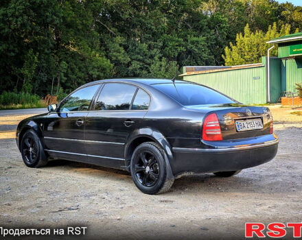 Черный Шкода Суперб, объемом двигателя 2.5 л и пробегом 261 тыс. км за 5200 $, фото 2 на Automoto.ua