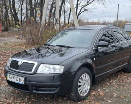 Черный Шкода Суперб, объемом двигателя 1.8 л и пробегом 302 тыс. км за 4500 $, фото 1 на Automoto.ua