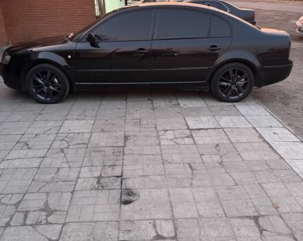 Черный Шкода Суперб, объемом двигателя 1.8 л и пробегом 325 тыс. км за 7399 $, фото 2 на Automoto.ua