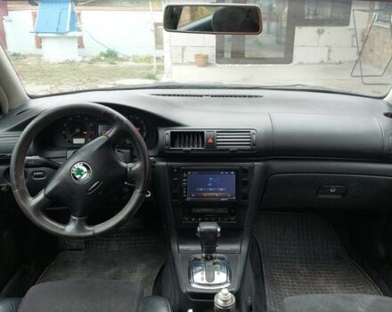 Шкода Суперб 2005 у Кагарлыке на Automoto.ua Чорний Шкода Суперб, об'ємом двигуна 1.8 л та пробігом 345 тис. км за 3900 $, фото 8 на Automoto.ua