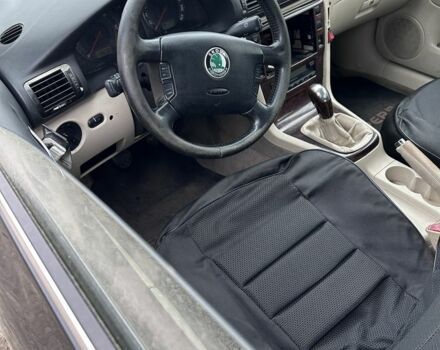 Черный Шкода Суперб, объемом двигателя 2.5 л и пробегом 100 тыс. км за 2200 $, фото 4 на Automoto.ua