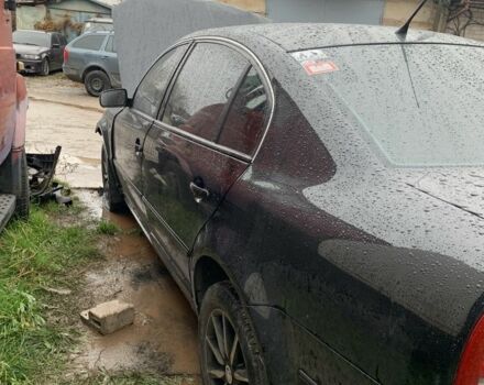 Черный Шкода Суперб, объемом двигателя 1.9 л и пробегом 300 тыс. км за 2300 $, фото 3 на Automoto.ua