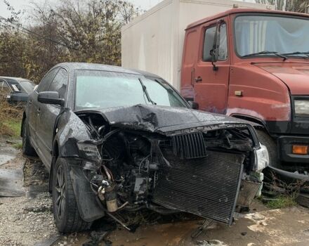 Черный Шкода Суперб, объемом двигателя 1.9 л и пробегом 300 тыс. км за 2300 $, фото 5 на Automoto.ua