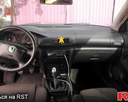 Черный Шкода Суперб, объемом двигателя 1.8 л и пробегом 305 тыс. км за 4500 $, фото 11 на Automoto.ua