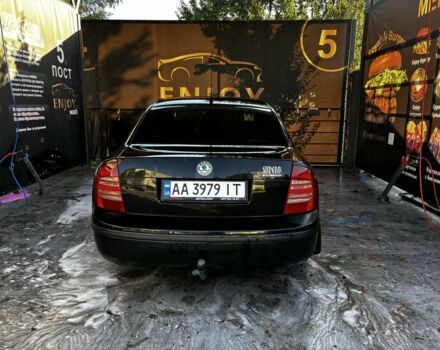 Черный Шкода Суперб, объемом двигателя 1.8 л и пробегом 280 тыс. км за 4850 $, фото 4 на Automoto.ua