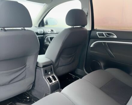 Черный Шкода Суперб, объемом двигателя 2 л и пробегом 275 тыс. км за 5500 $, фото 7 на Automoto.ua