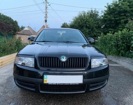 Черный Шкода Суперб, объемом двигателя 1.8 л и пробегом 245 тыс. км за 8800 $, фото 1 на Automoto.ua