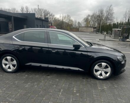 Черный Шкода Суперб, объемом двигателя 2 л и пробегом 274 тыс. км за 15921 $, фото 10 на Automoto.ua