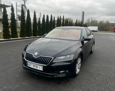 Черный Шкода Суперб, объемом двигателя 2 л и пробегом 274 тыс. км за 15921 $, фото 3 на Automoto.ua