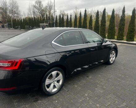 Черный Шкода Суперб, объемом двигателя 2 л и пробегом 274 тыс. км за 15921 $, фото 2 на Automoto.ua