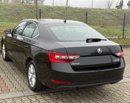 Черный Шкода Суперб, объемом двигателя 1.5 л и пробегом 34 тыс. км за 7700 $, фото 3 на Automoto.ua