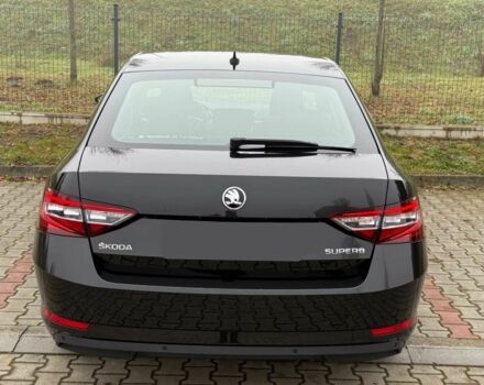 Черный Шкода Суперб, объемом двигателя 1.5 л и пробегом 34 тыс. км за 7700 $, фото 4 на Automoto.ua