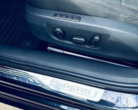 Черный Шкода Суперб, объемом двигателя 1.8 л и пробегом 158 тыс. км за 20800 $, фото 4 на Automoto.ua