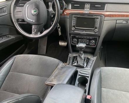 Черный Шкода Суперб, объемом двигателя 1.8 л и пробегом 202 тыс. км за 9600 $, фото 15 на Automoto.ua