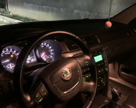 Черный Шкода Суперб, объемом двигателя 2 л и пробегом 310 тыс. км за 8800 $, фото 8 на Automoto.ua