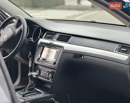 Чорний Шкода Суперб, об'ємом двигуна 1.97 л та пробігом 300 тис. км за 9100 $, фото 11 на Automoto.ua