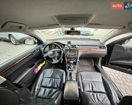 Чорний Шкода Суперб, об'ємом двигуна 1.97 л та пробігом 295 тис. км за 9200 $, фото 5 на Automoto.ua