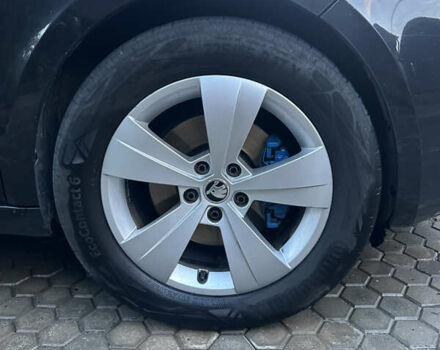 Шкода Суперб 2011 в Луцке на Automoto.ua Черный Шкода Суперб, объемом двигателя 2 л и пробегом 260 тыс. км за 10100 $, фото 7 на Automoto.ua