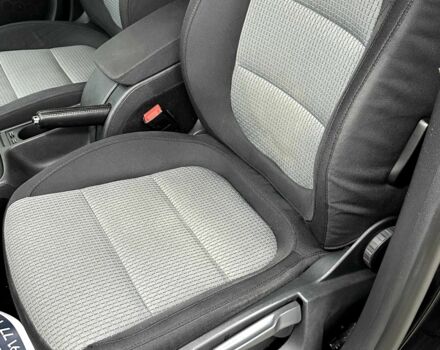 Черный Шкода Суперб, объемом двигателя 2 л и пробегом 236 тыс. км за 11000 $, фото 8 на Automoto.ua