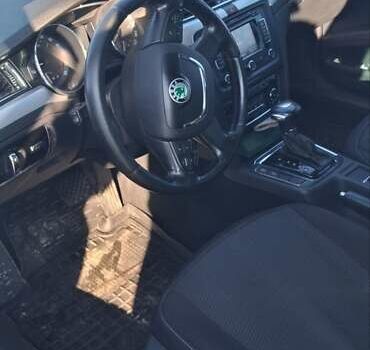 Черный Шкода Суперб, объемом двигателя 1.97 л и пробегом 246 тыс. км за 11500 $, фото 7 на Automoto.ua