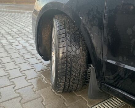 Черный Шкода Суперб, объемом двигателя 2 л и пробегом 300 тыс. км за 9200 $, фото 3 на Automoto.ua