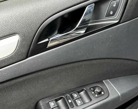 Черный Шкода Суперб, объемом двигателя 2 л и пробегом 236 тыс. км за 11000 $, фото 9 на Automoto.ua